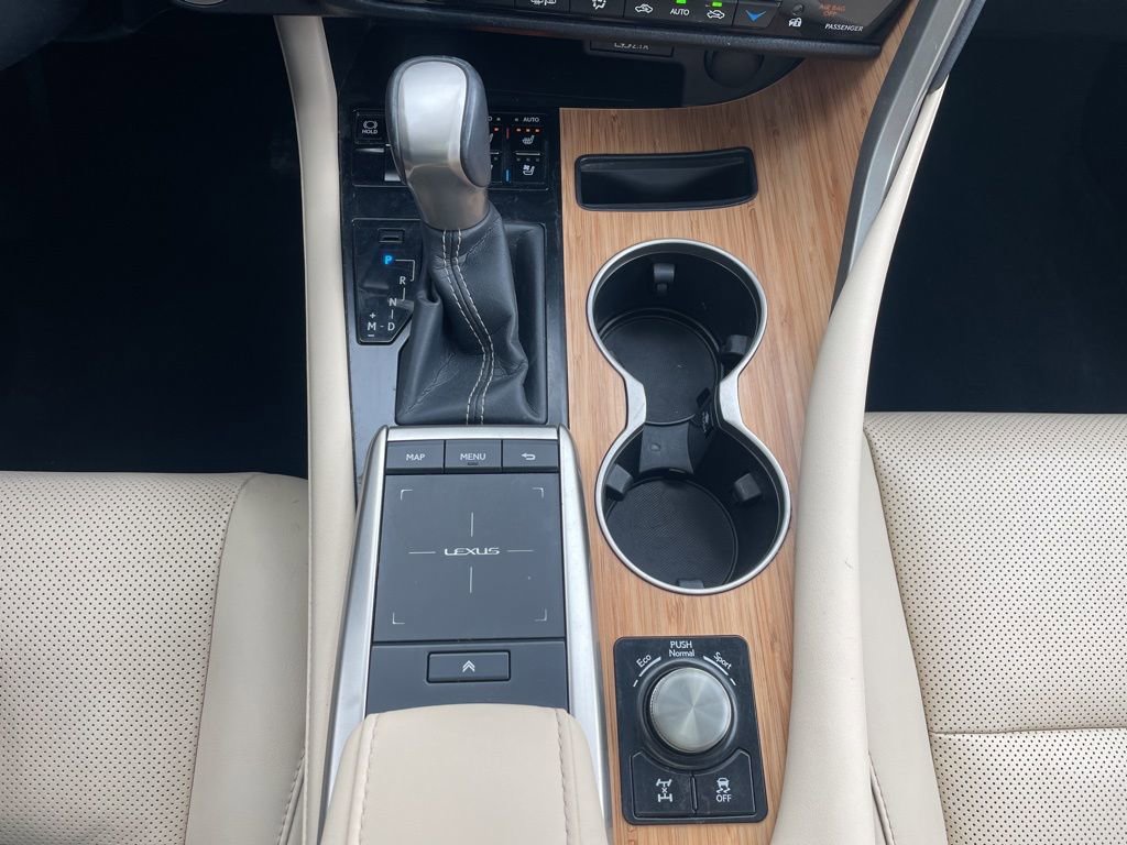 Used 2021 Lexus RX 350L Premium w/ Premium Package image 37
