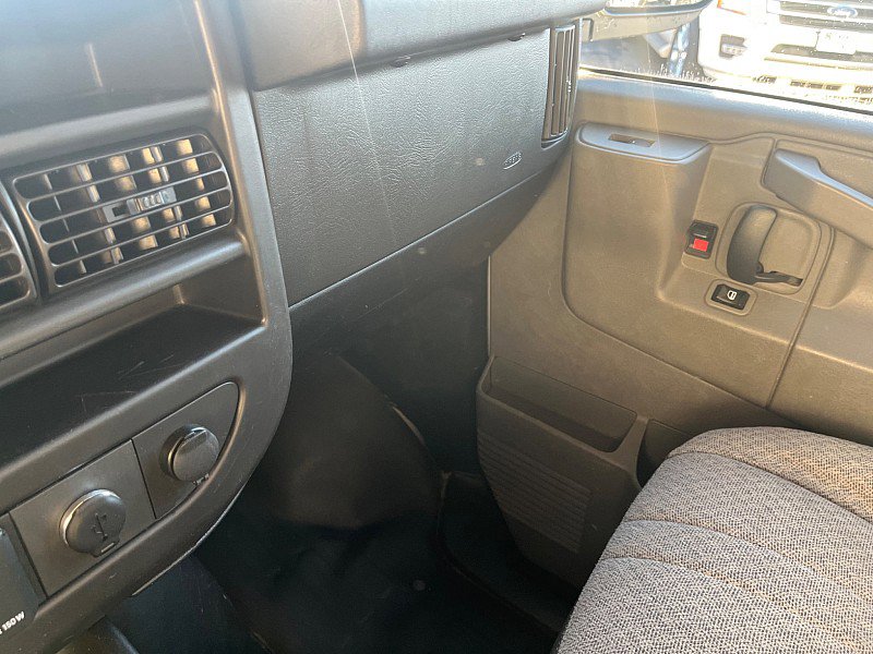 Used 2020 Chevrolet Express 2500 Extended w/ Communications Package image 28