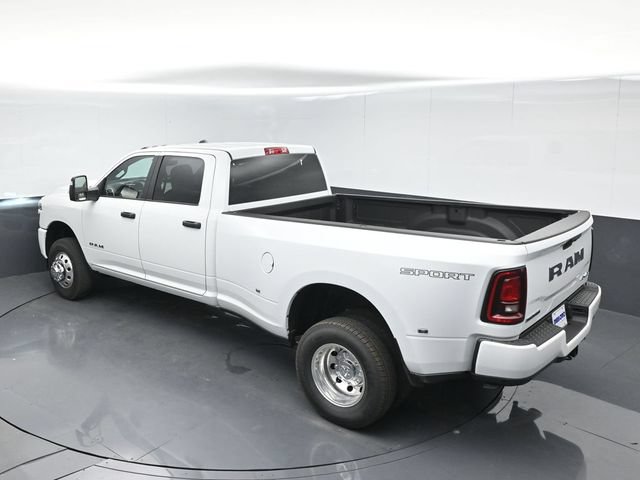 New 2026 RAM 3500 Big Horn AWD/4WD image 36
