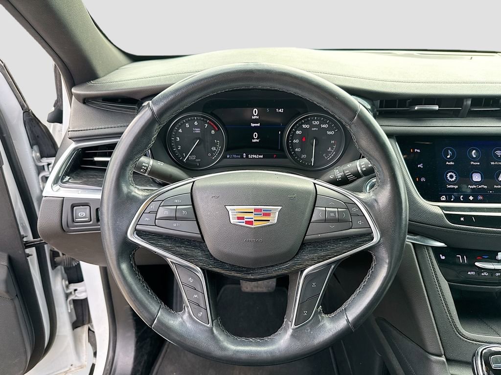 Used 2022 Cadillac XT5 Premium Luxury w/ Technology Package image 14