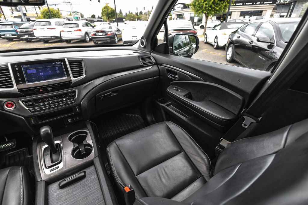 Used 2017 Honda Pilot EX-L image 25