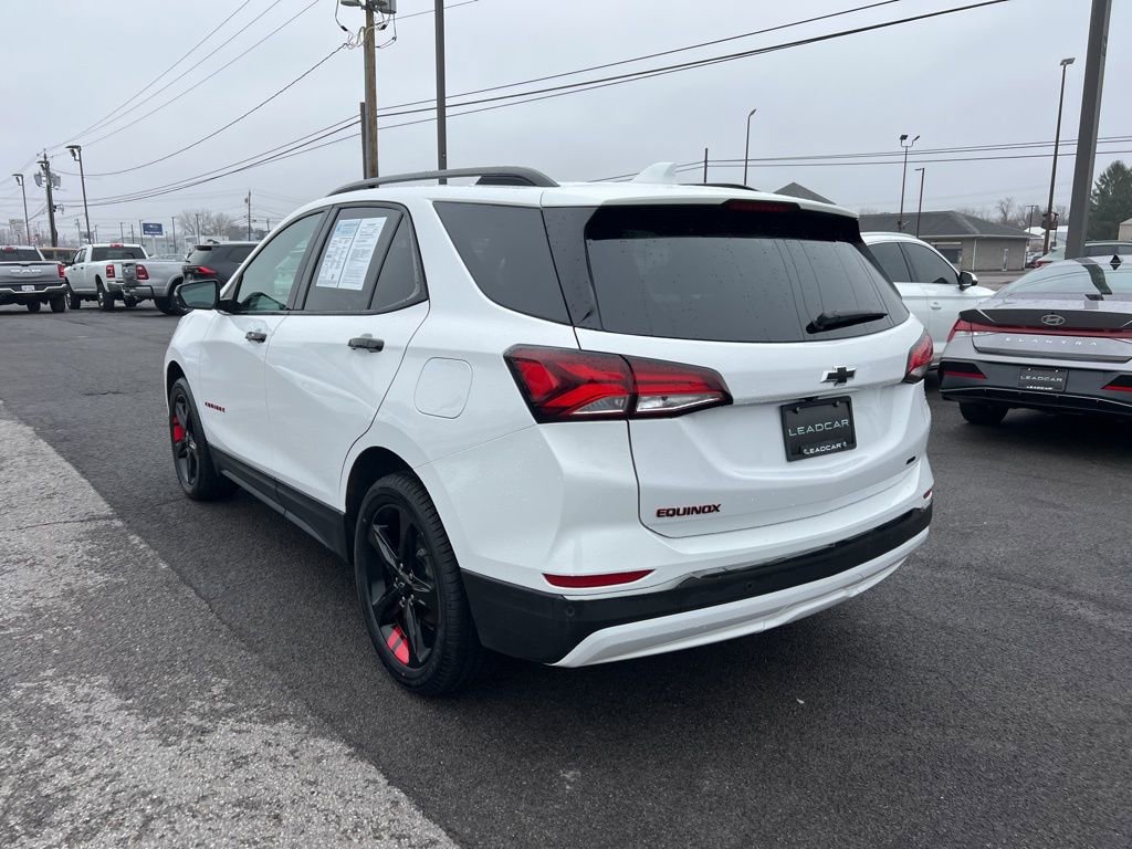 Used 2023 Chevrolet Equinox Premier image 3