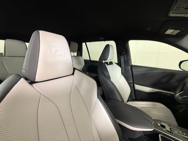 Used 2025 Lexus TX 500h AWD w/ Technology Package image 36