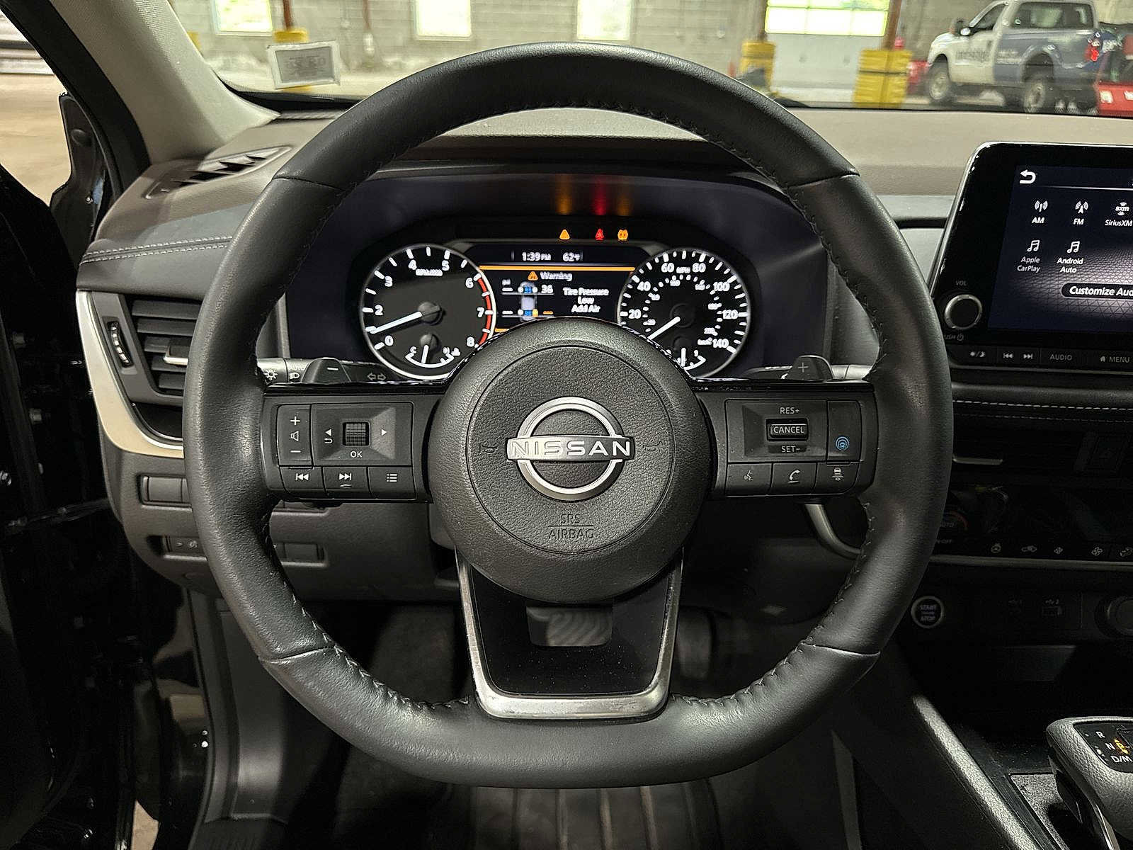 Used 2023 Nissan Rogue SV w/ SV Premium B Package AWD/4WD image 18