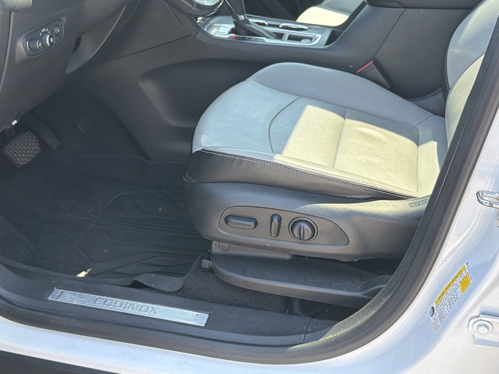 Used 2020 Chevrolet Equinox Premier image 15