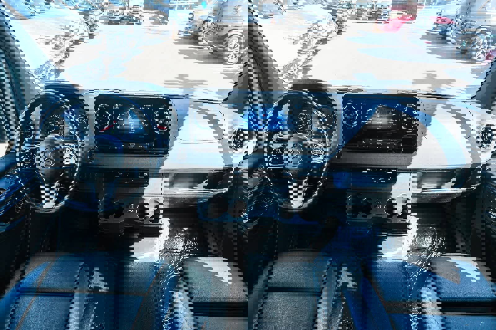 Used 2023 Mercedes-Benz Sprinter 2500 image 11