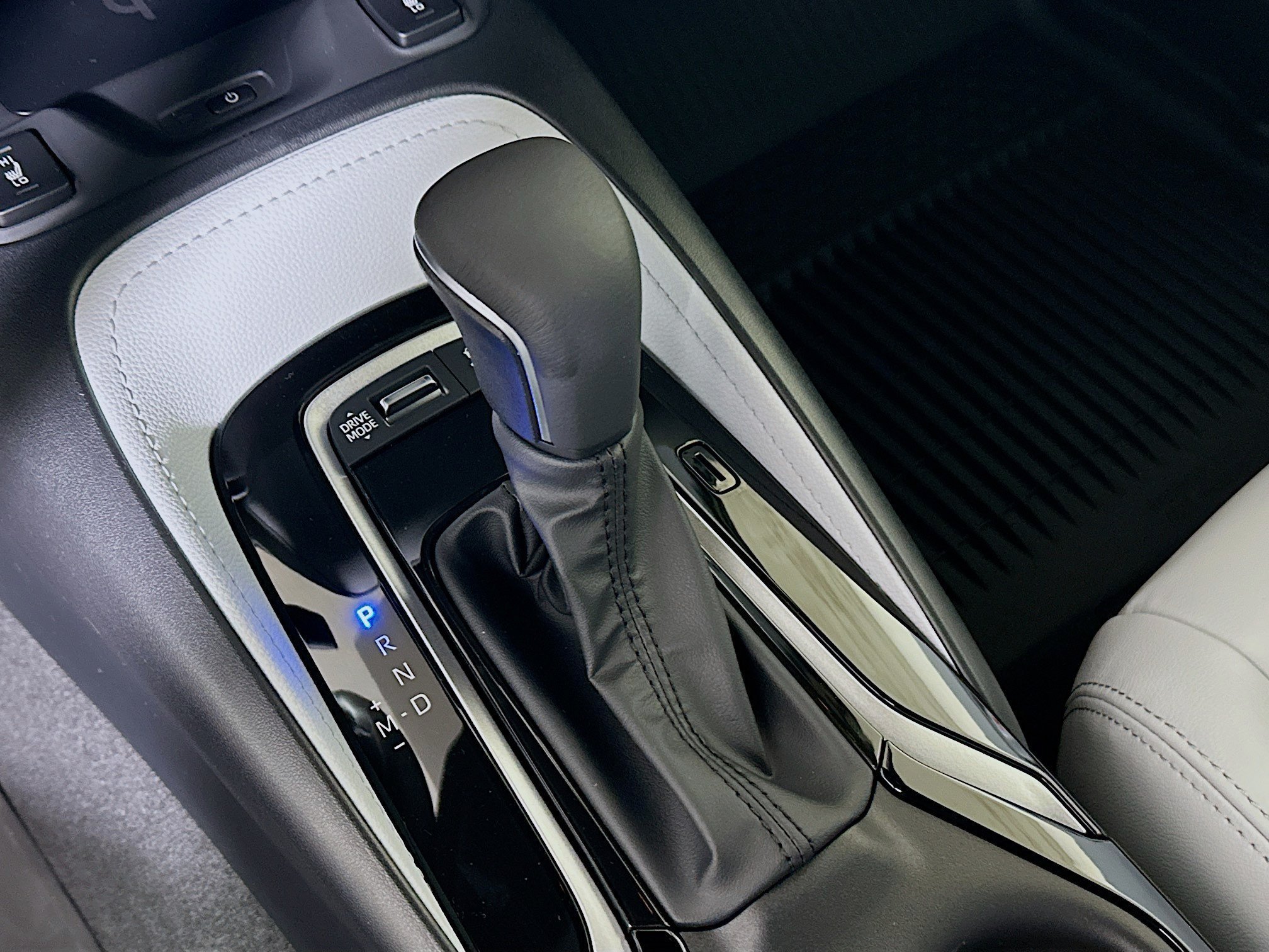 New 2026 Toyota Corolla XSE FWD image 21