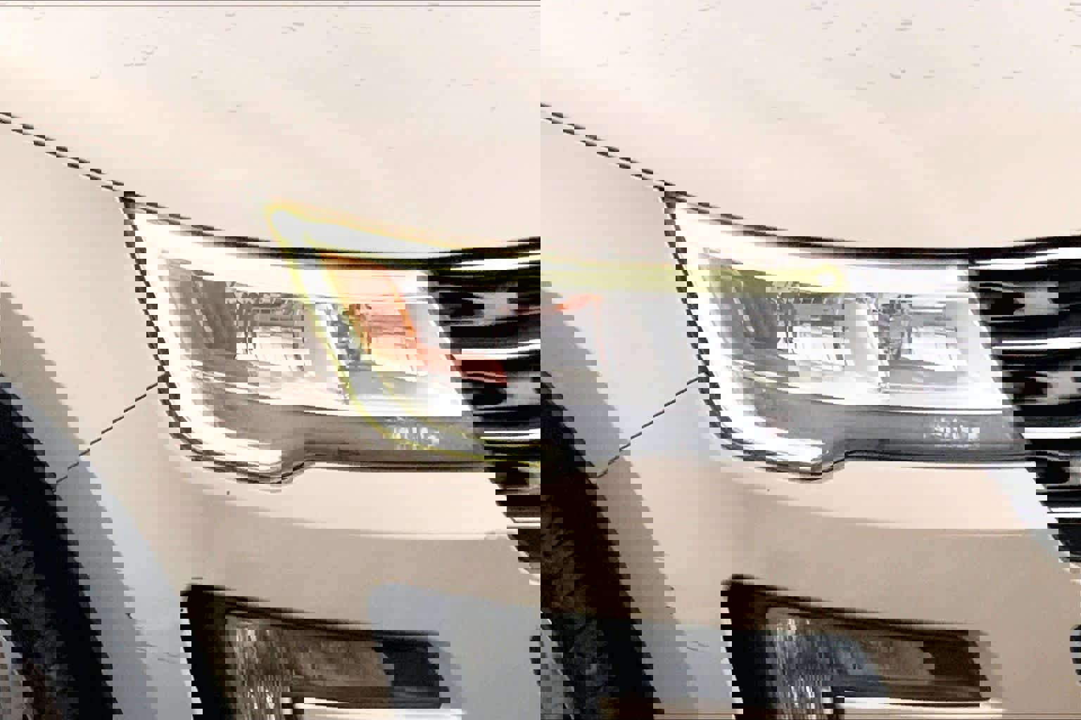 Used 2017 Ford Explorer XLT w/ Equipment Group 202A FWD image 24