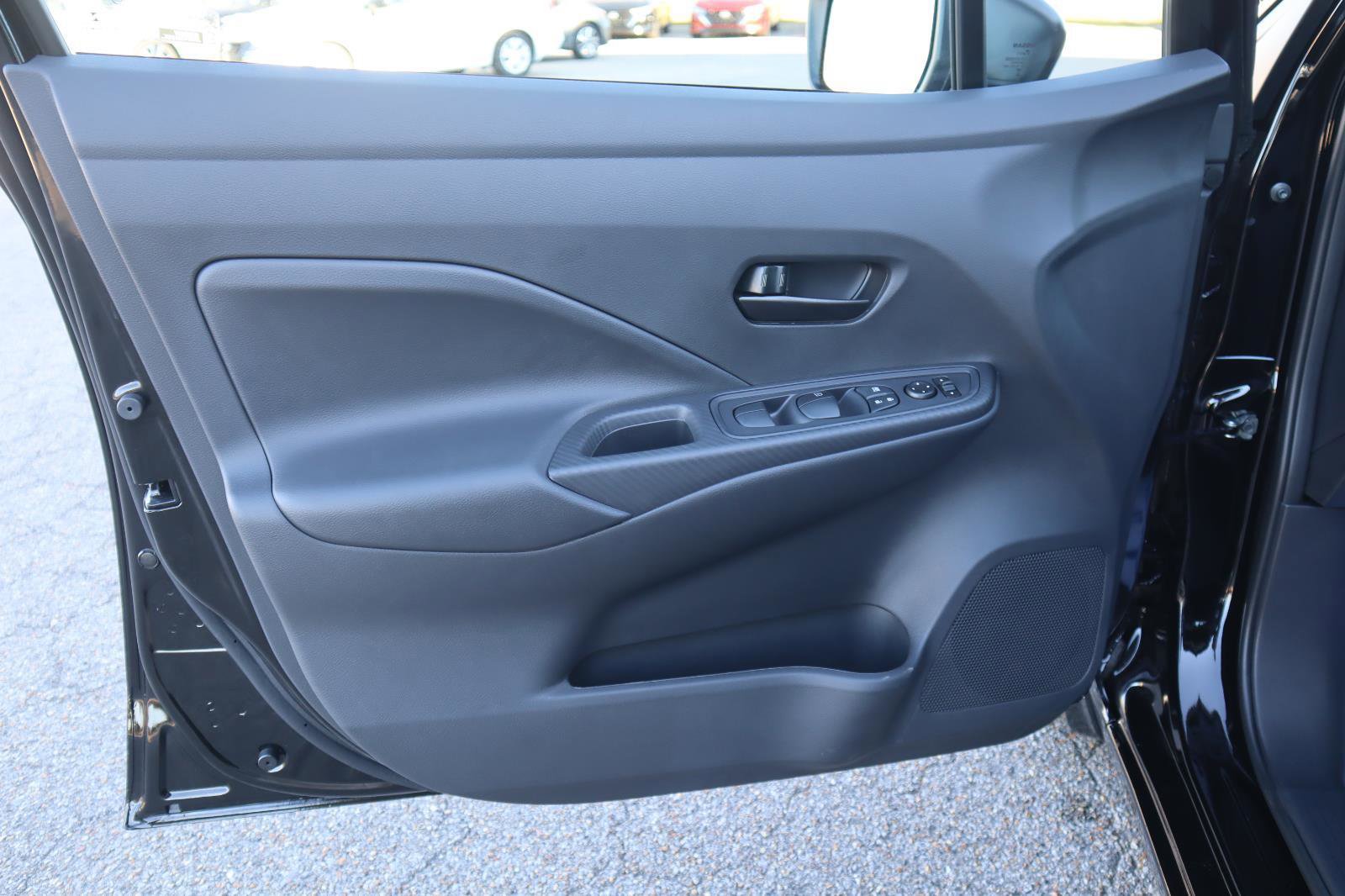 Used 2025 Nissan Versa S w/ Trunk Package image 10