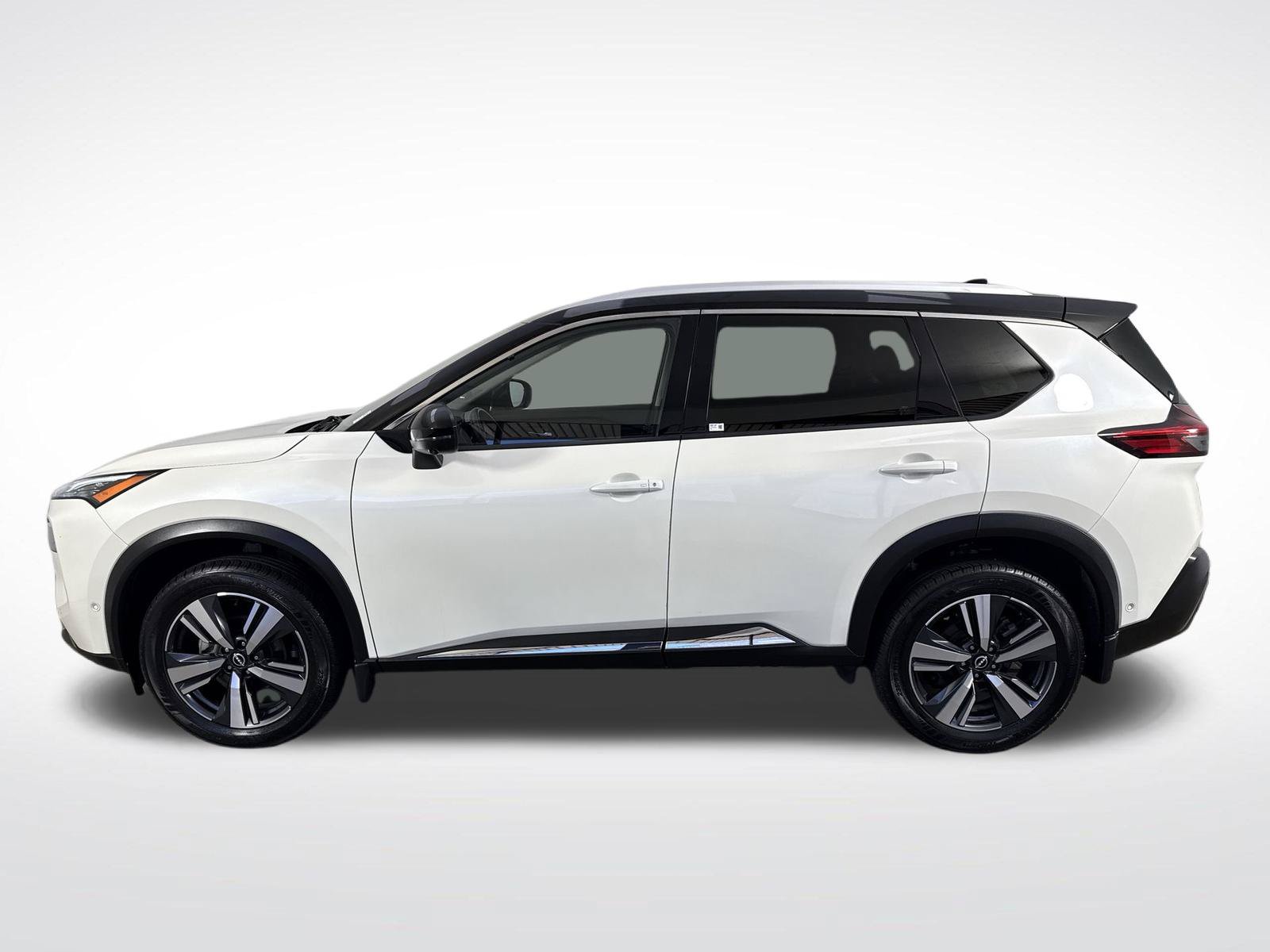 Certified 2023 Nissan Rogue SL w/ SL Premium Package AWD/4WD image 32