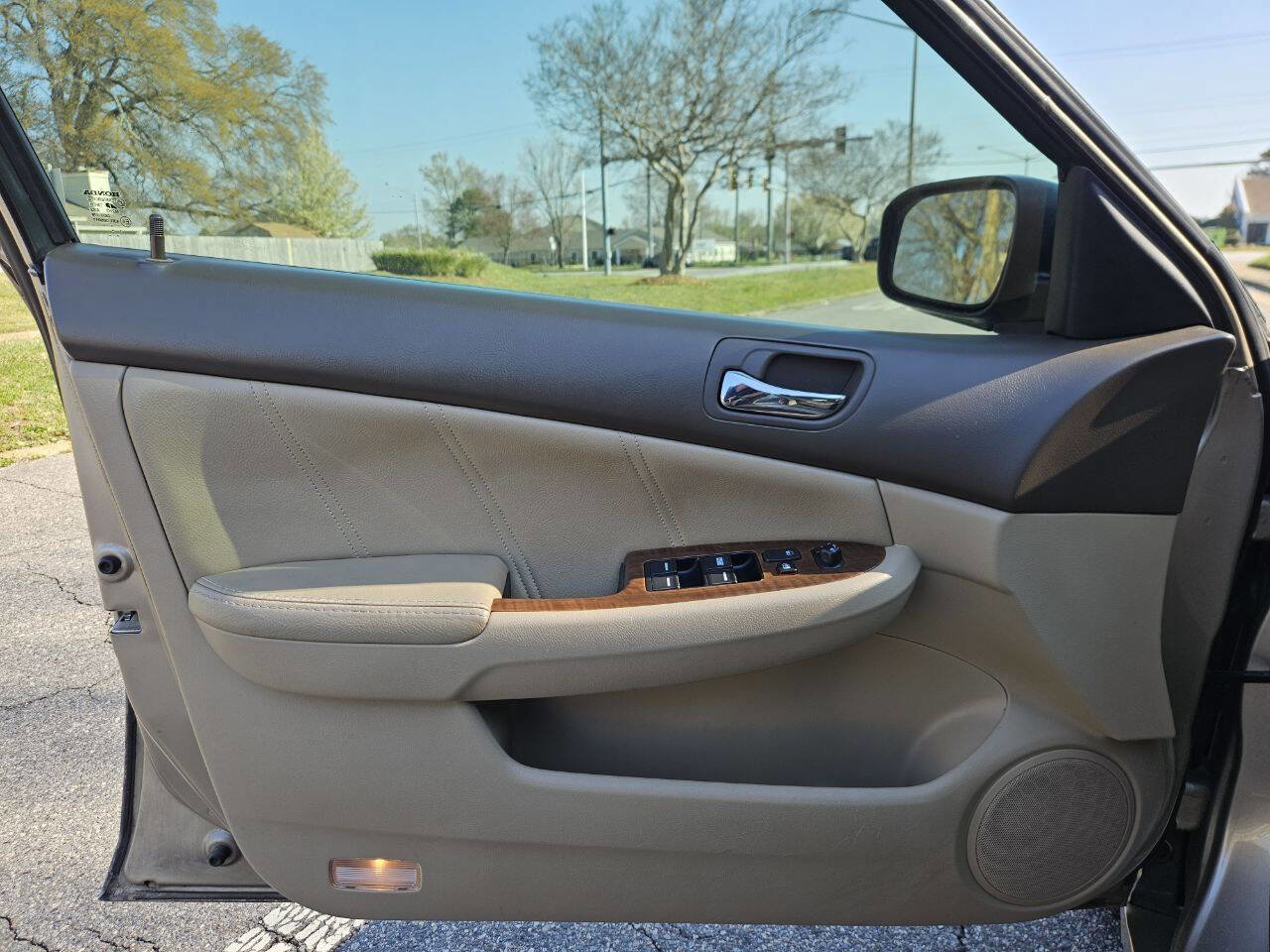 Used 2006 Honda Accord EX image 12