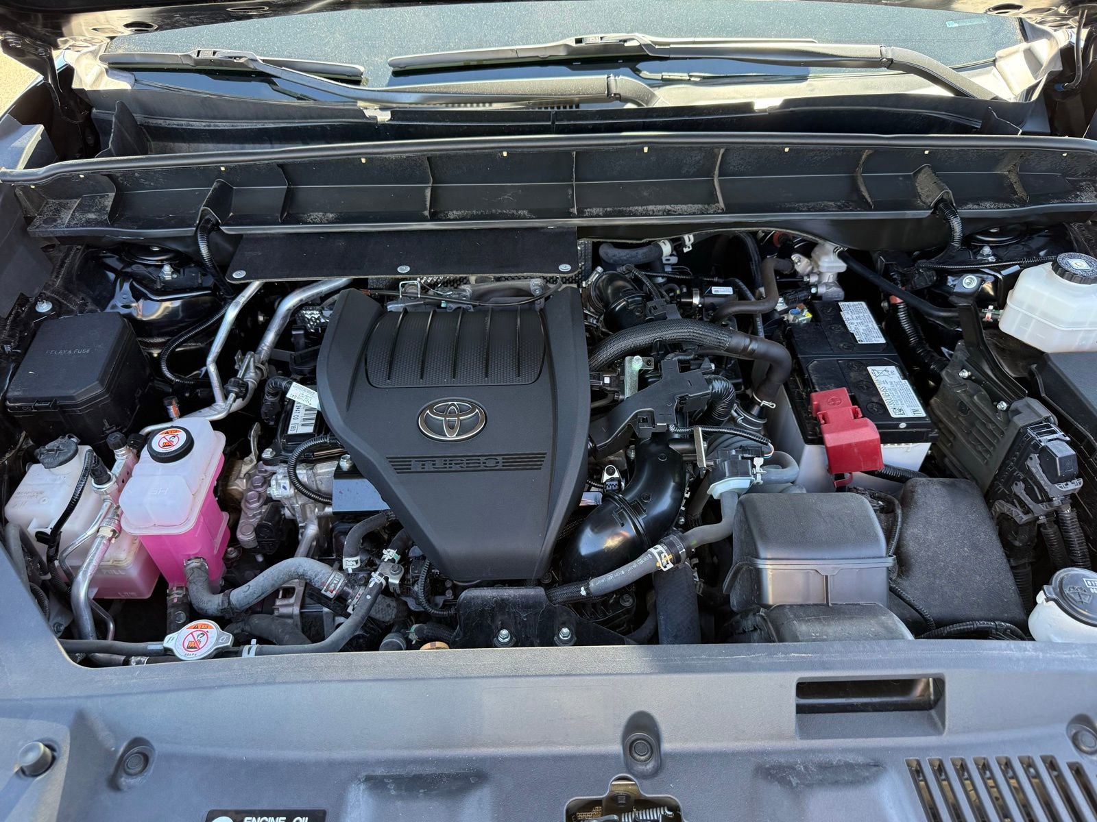 Used 2024 Toyota Highlander XLE AWD/4WD image 49
