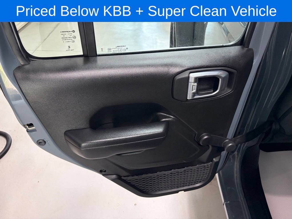 Used 2024 Jeep Wrangler Unlimited Sport AWD/4WD image 17