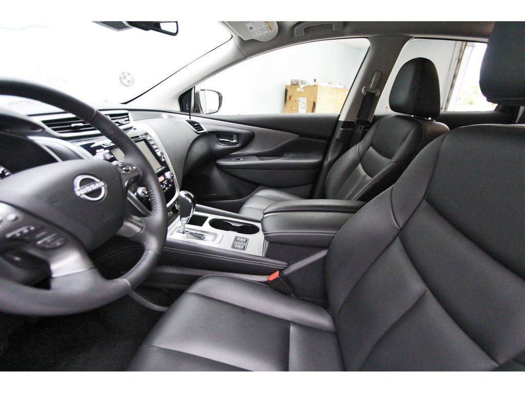 Used 2024 Nissan Murano SV FWD image 12