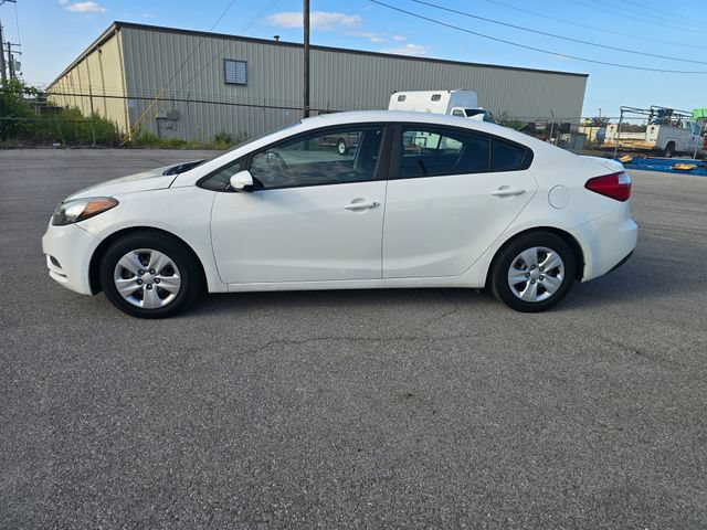 Used 2016 Kia Forte LX FWD image 6