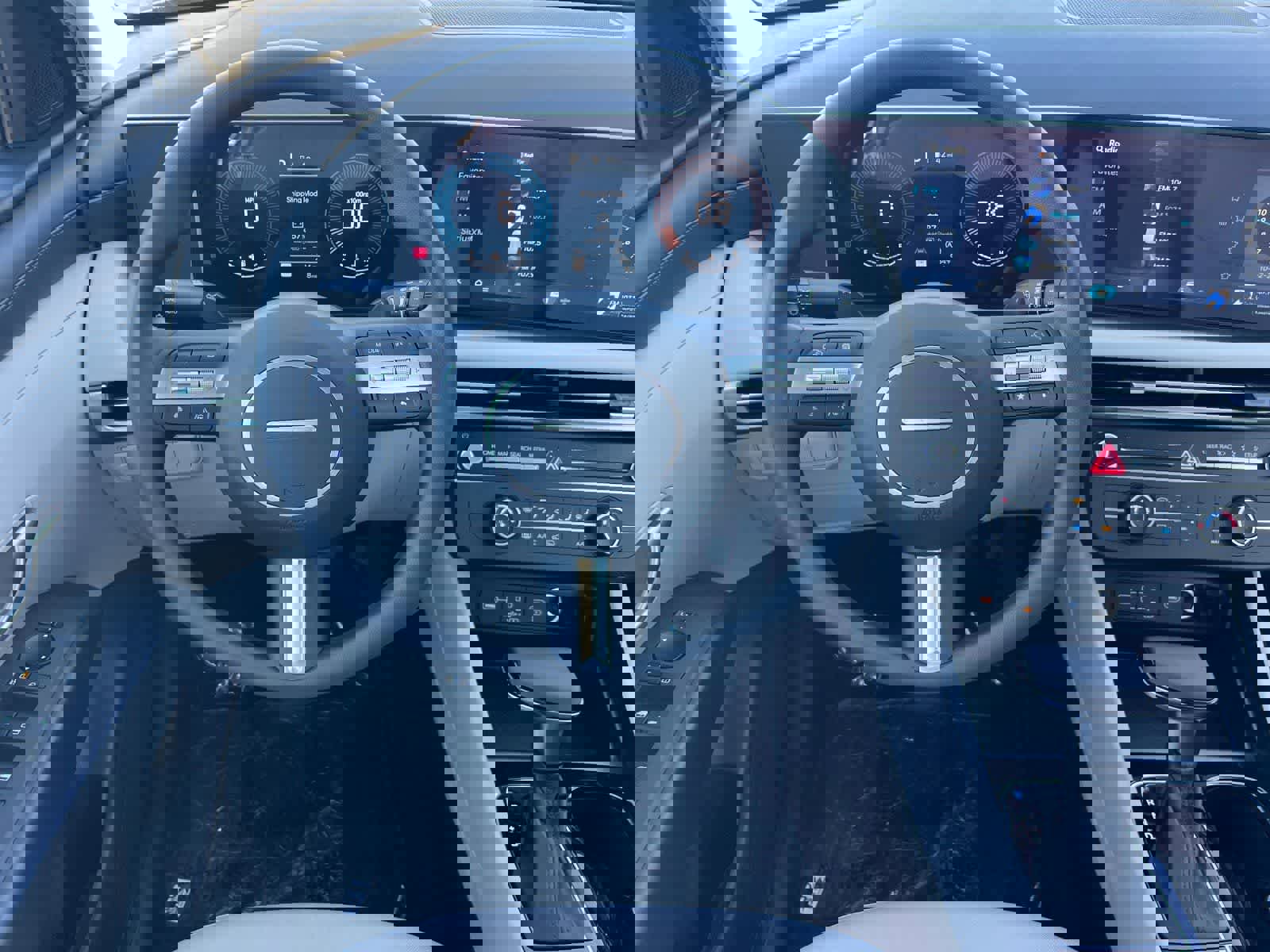 New 2026 Hyundai Tucson SE image 14