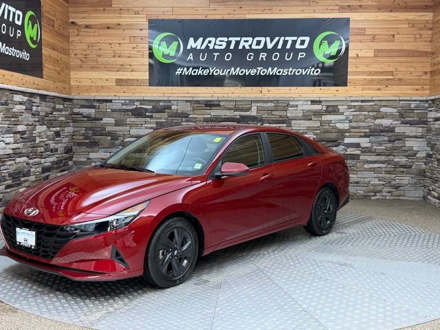 Certified 2023 Hyundai Elantra SEL w/ Cargo Package FWD image 5