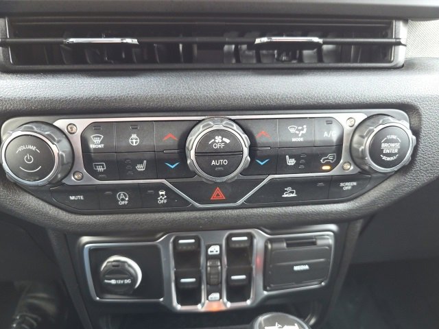 Used 2024 Jeep Wrangler Sport S image 23