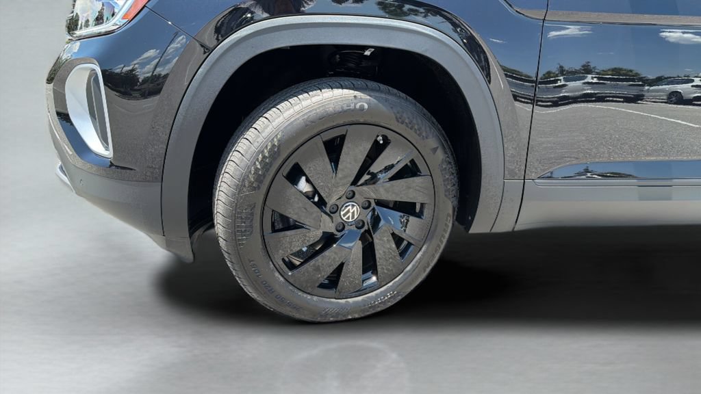 New 2026 Volkswagen Atlas SE FWD image 32