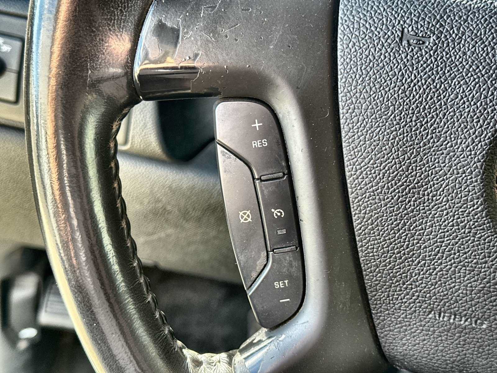 Used 2009 Chevrolet Avalanche LT AWD/4WD image 22