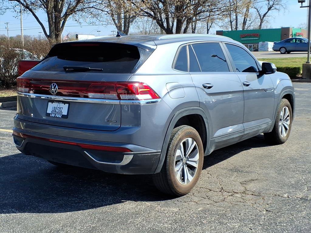 Used 2024 Volkswagen Atlas Cross Sport SE image 27