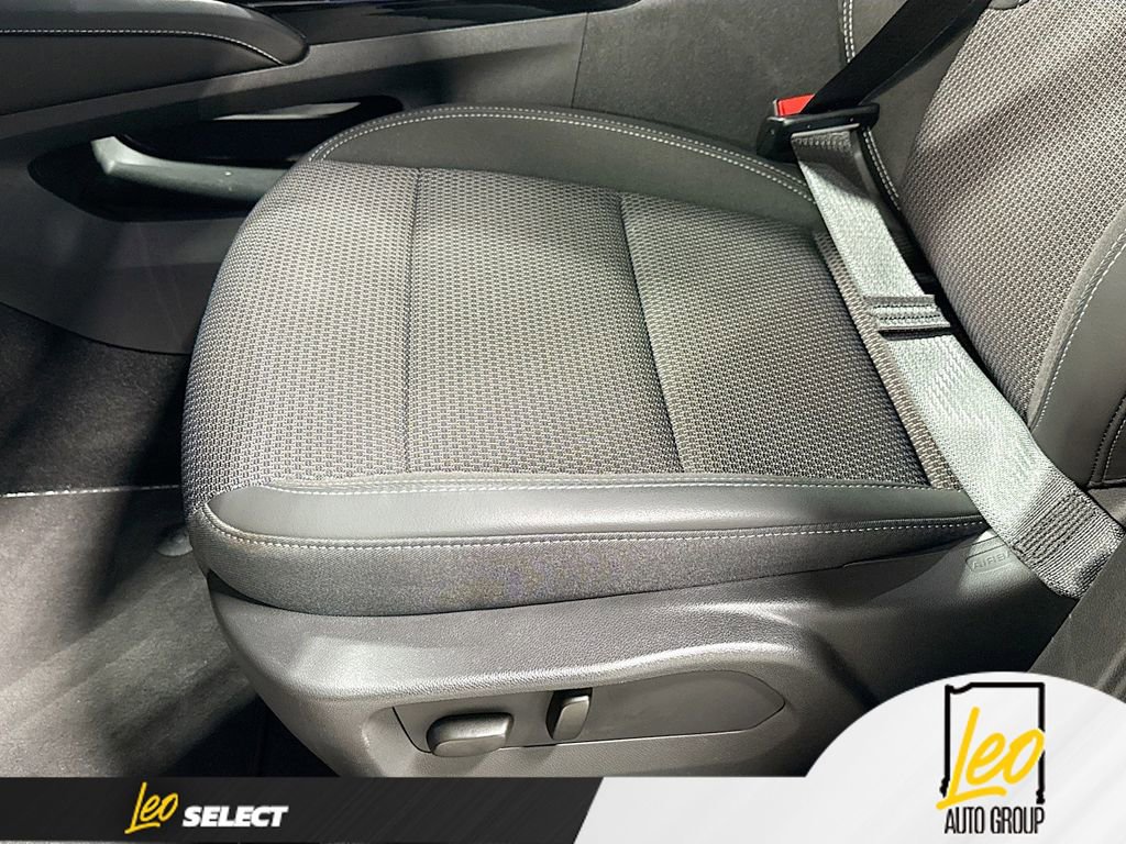 Used 2023 Buick Envision Preferred w/ Sport Touring Package AWD/4WD image 18
