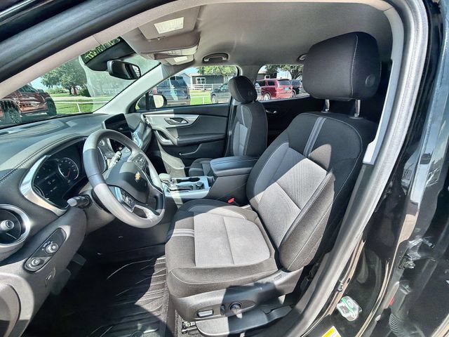Used 2024 Chevrolet Blazer LT w/ Convenience Package FWD image 18
