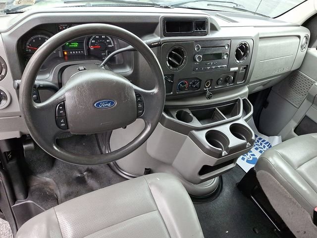 Used 2014 Ford E-150 and Econoline 150 w/ Power Group RWD image 2