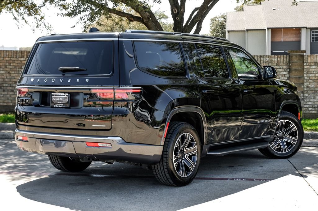 Used 2022 Jeep Wagoneer Series III image 15