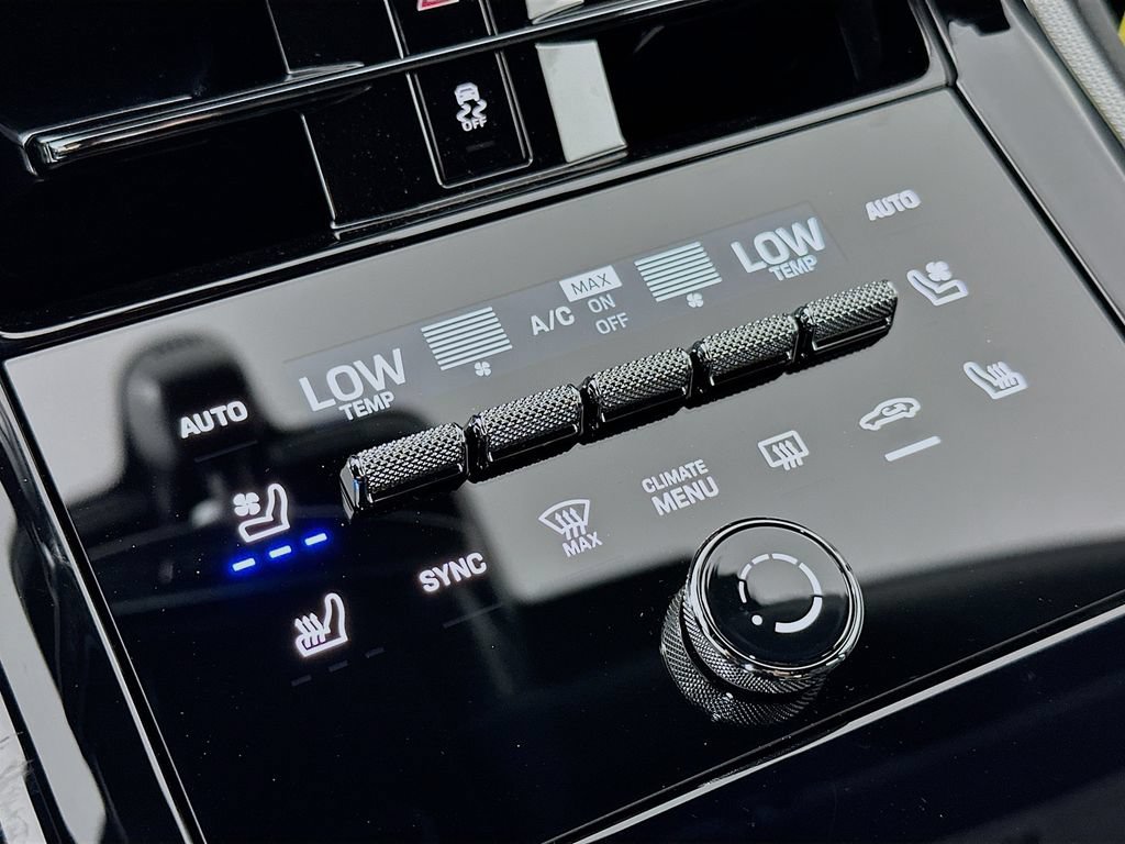 New 2026 Porsche Panamera 4 AWD/4WD image 18
