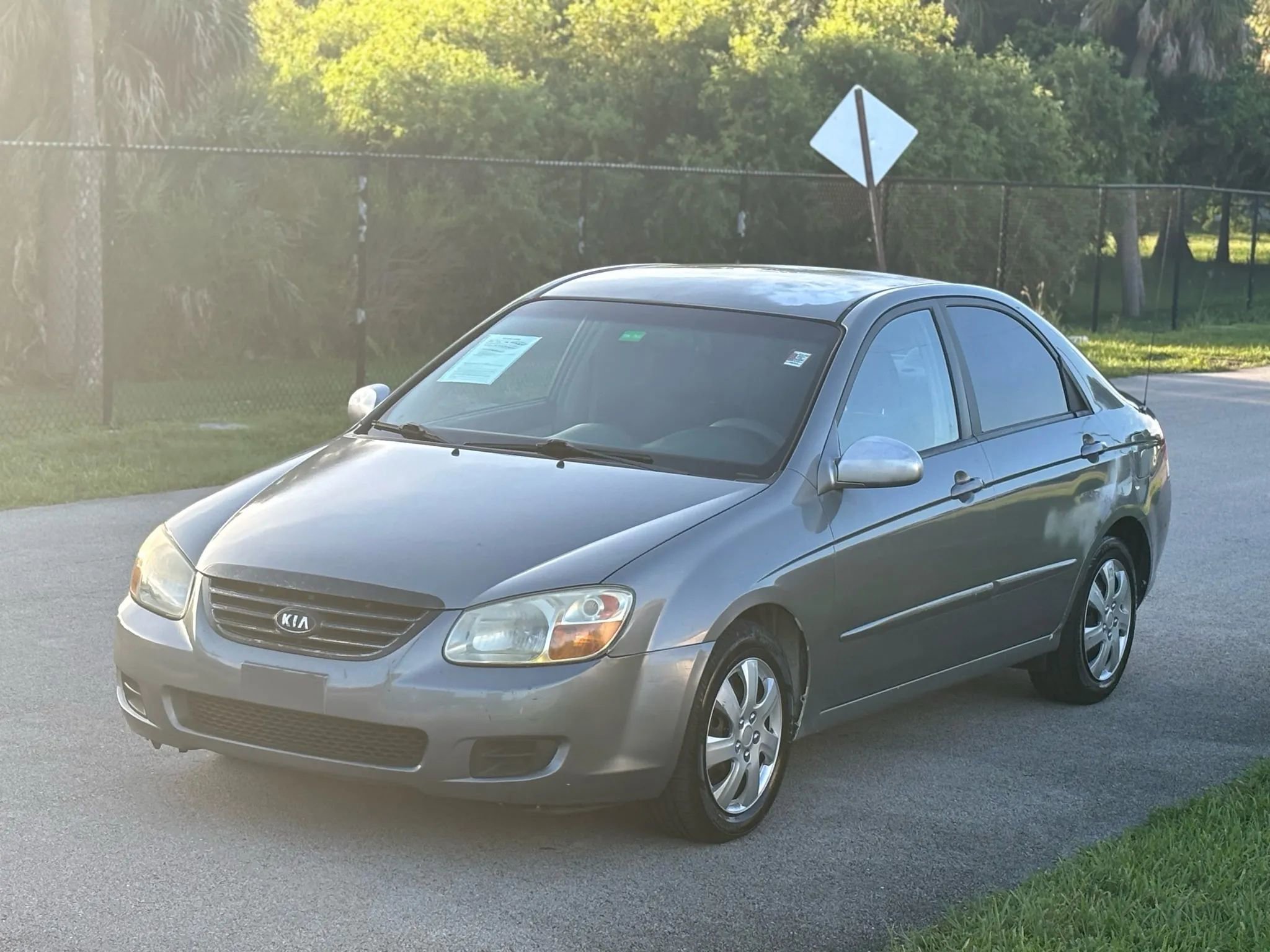 Used 2007 Kia Spectra EX image 10