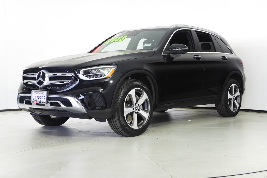 Used 2022 Mercedes-Benz GLC 300 image 2