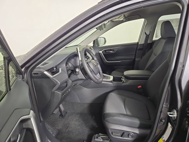 New 2025 Toyota RAV4 XLE image 14