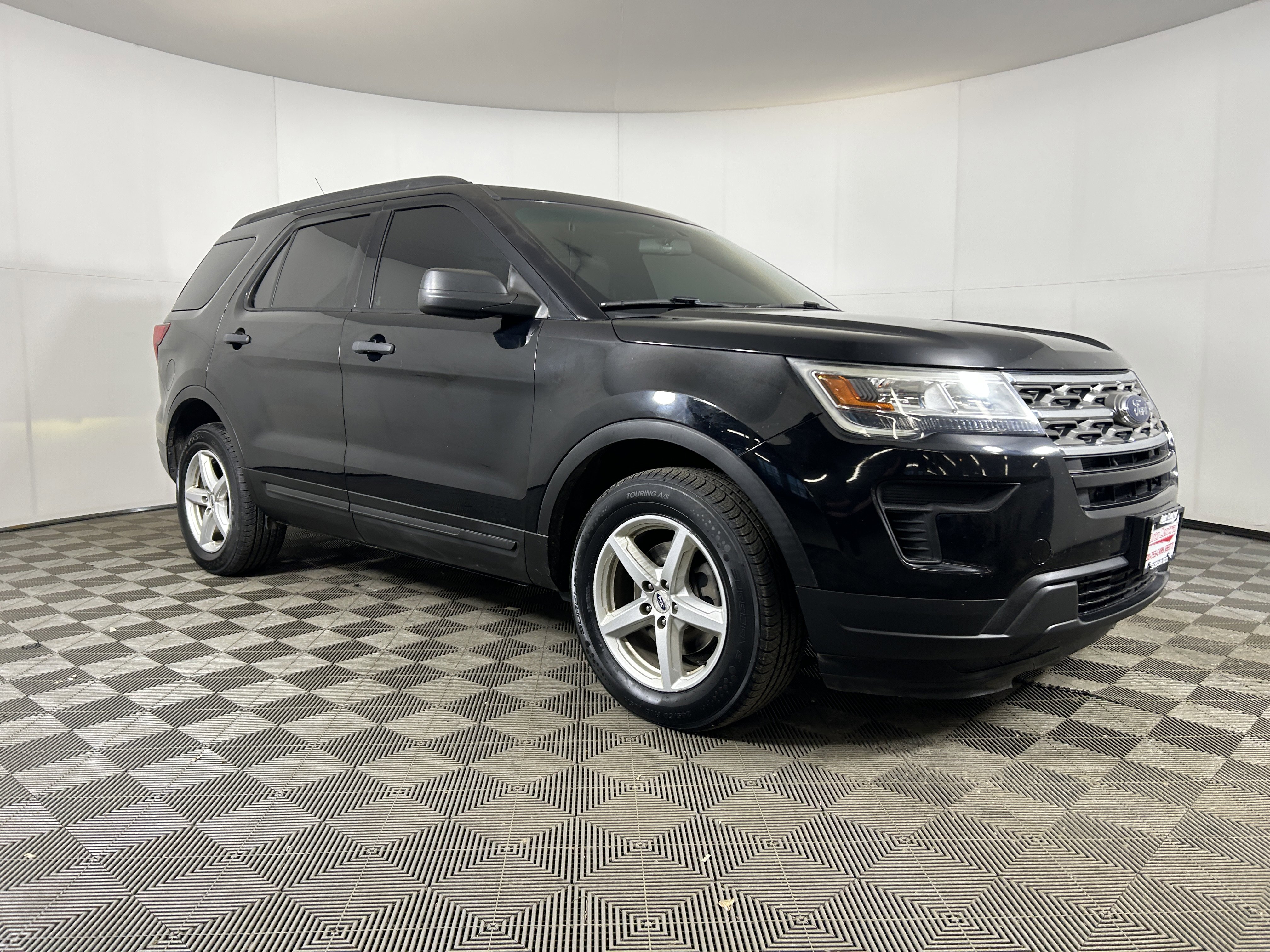 Used 2018 Ford Explorer 4WD image 4