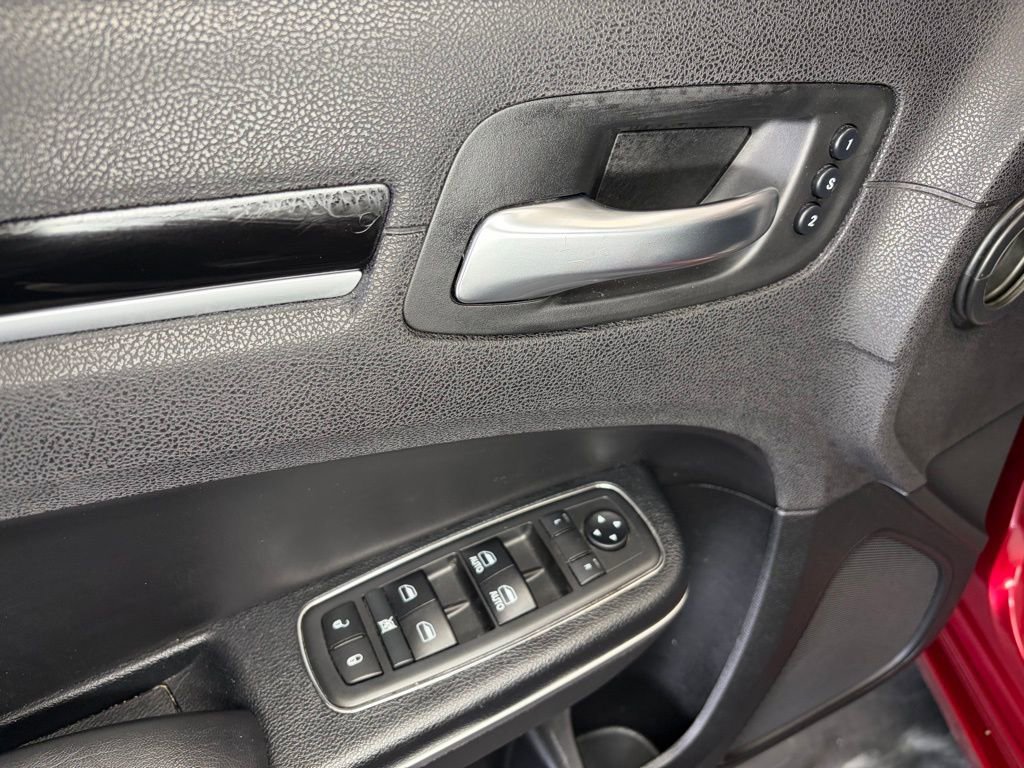 Used 2018 Chrysler 300 S w/ Safetytec Plus Group image 15