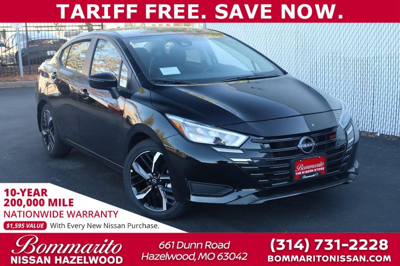New 2025 Nissan Versa SR w/ Trunk Package