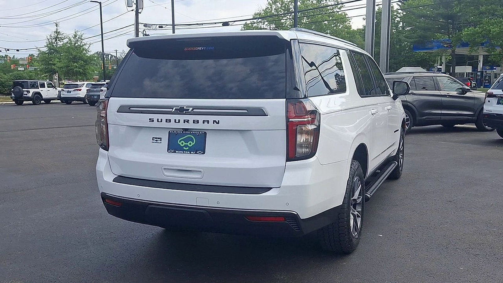 Certified 2021 Chevrolet Suburban Z71 AWD/4WD image 2