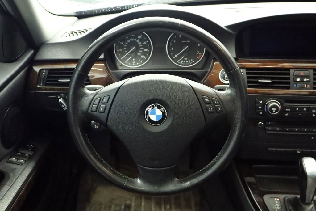 Used 2011 BMW 328i xDrive Sedan image 21