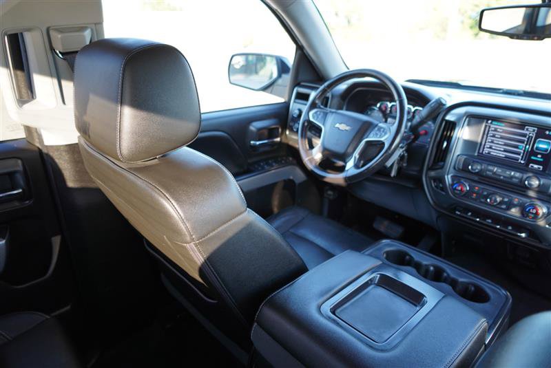 Used 2018 Chevrolet Silverado 1500 LT w/ All Star Edition AWD/4WD image 41