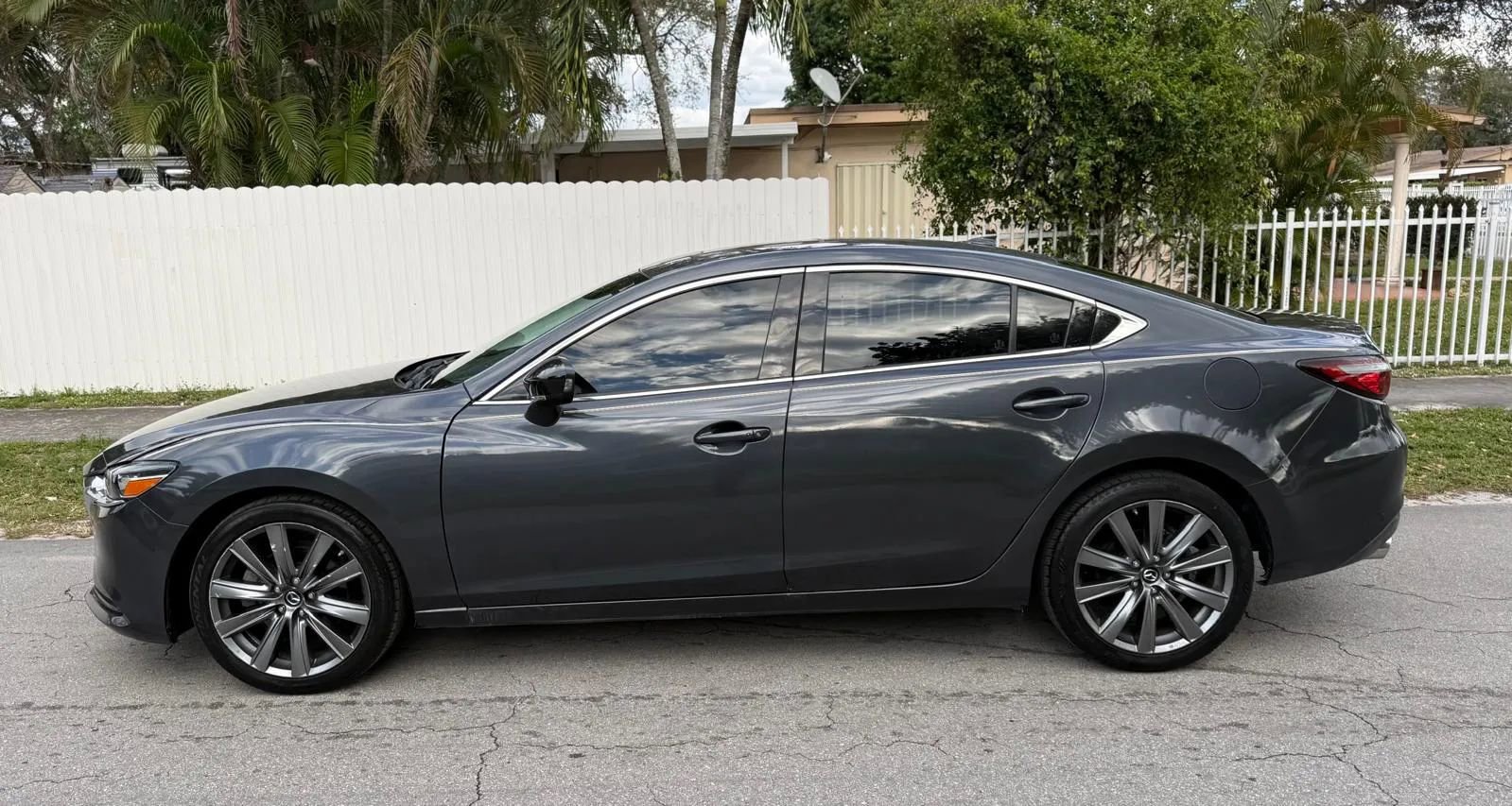 Used 2020 MAZDA MAZDA6 Grand Touring image 3