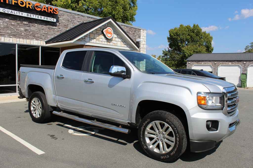 Used 2016 GMC Canyon SLT image 3