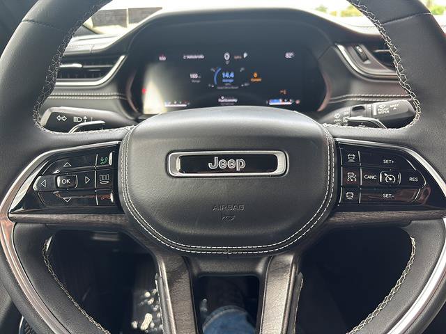 Used 2023 Jeep Grand Cherokee L Overland AWD/4WD image 26