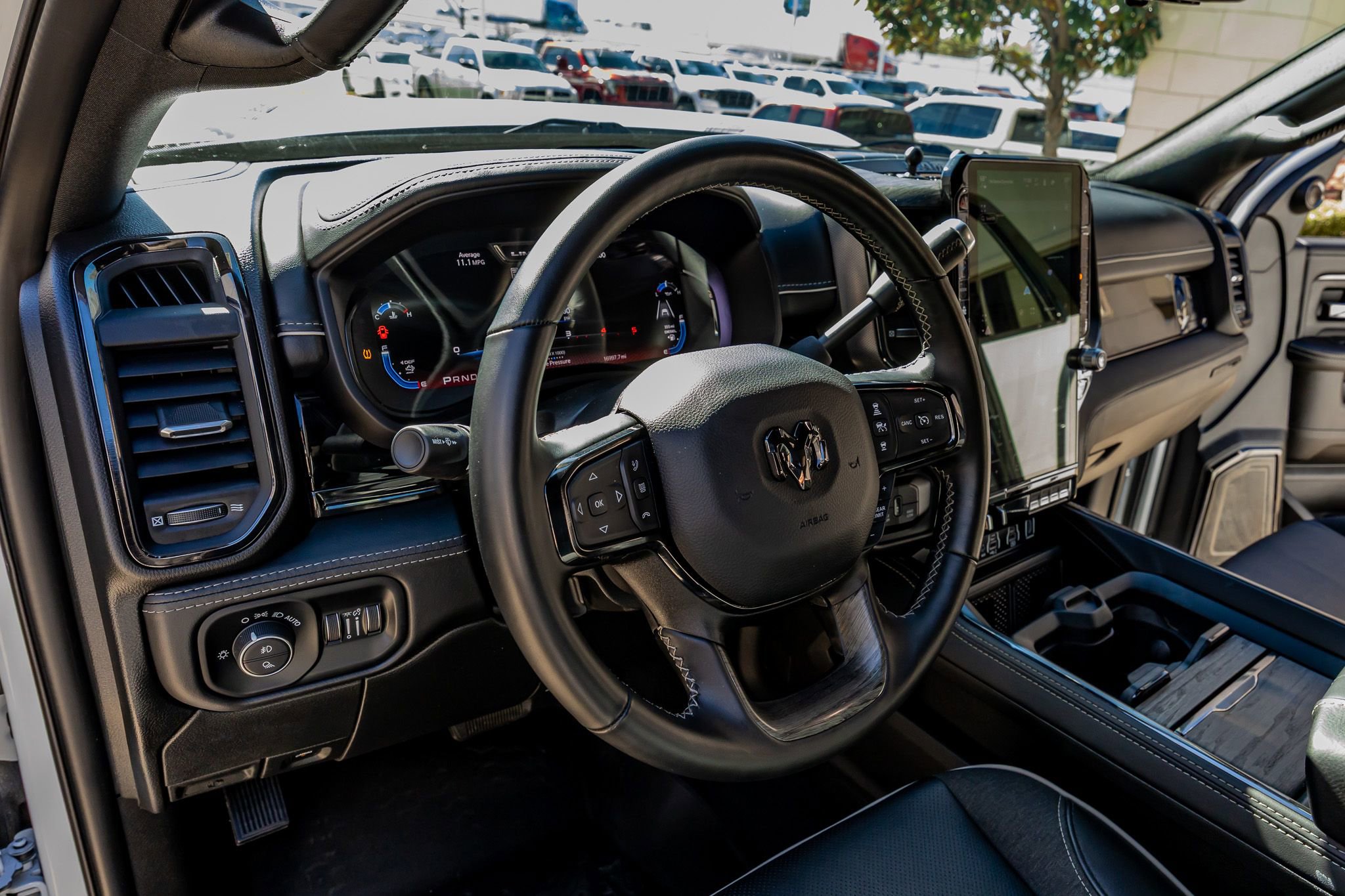 Used 2025 RAM 3500 Limited image 16