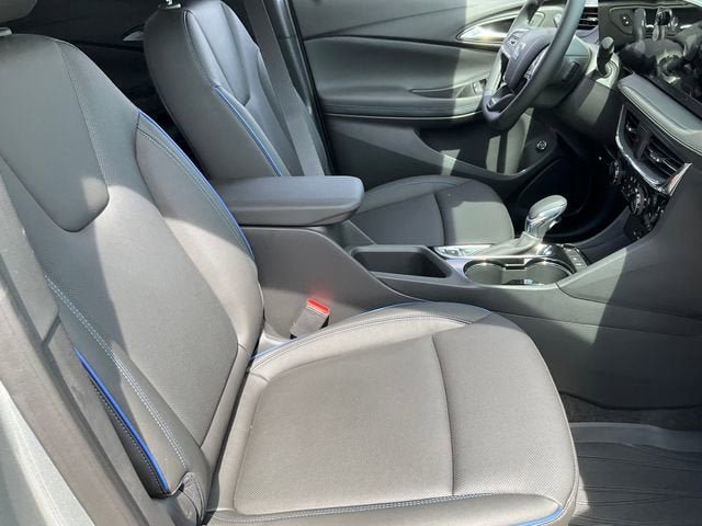 New 2026 Buick Encore GX Sport Touring w/ Advanced Technology Package FWD image 19