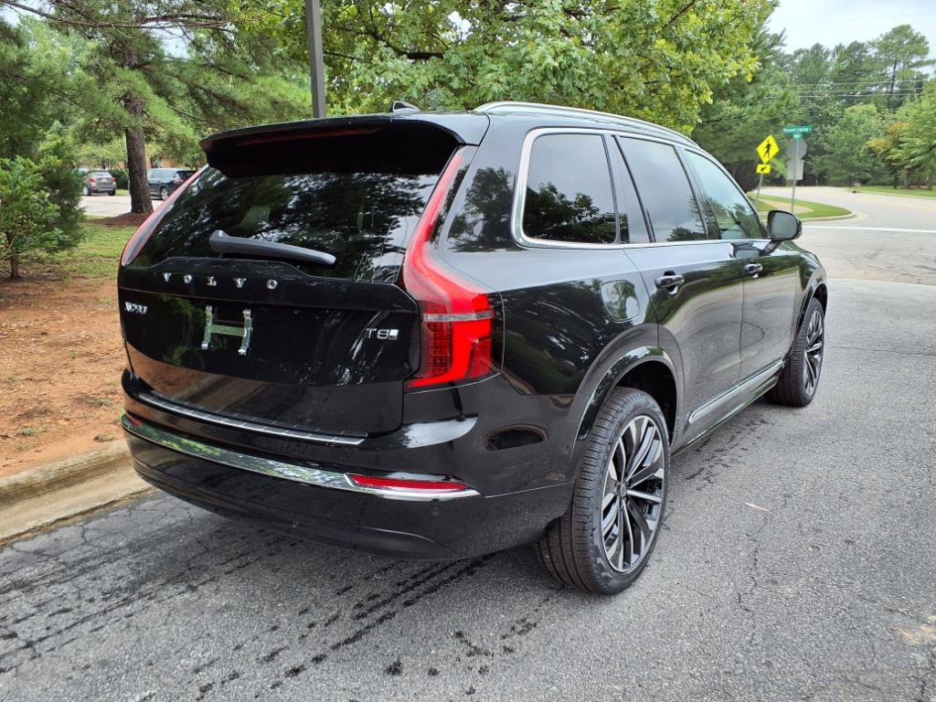 New 2026 Volvo XC90 T8 Plus image 3