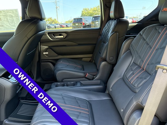 New 2026 Nissan Armada PRO-4X AWD/4WD image 6
