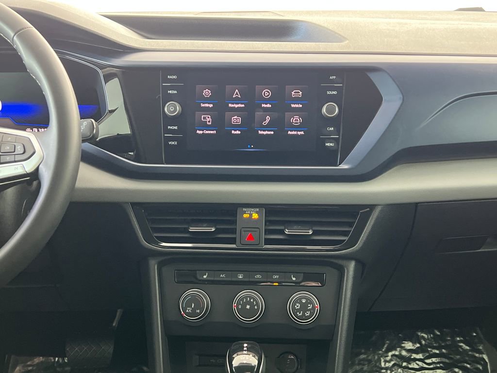 Used 2022 Volkswagen Taos SE image 20