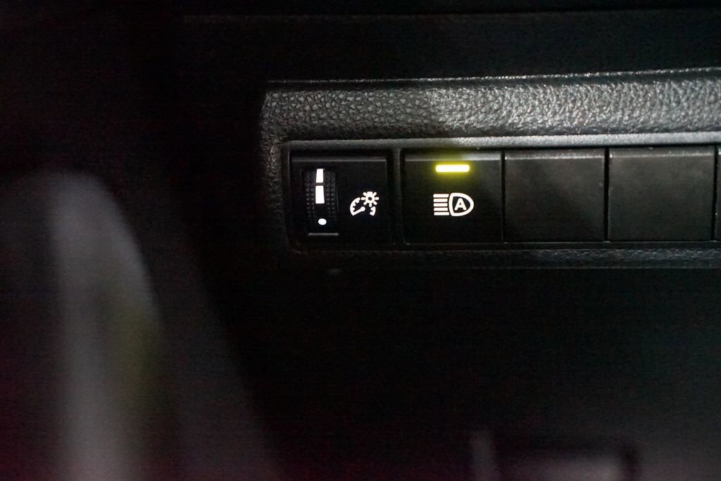 Certified 2024 Toyota Corolla LE image 22