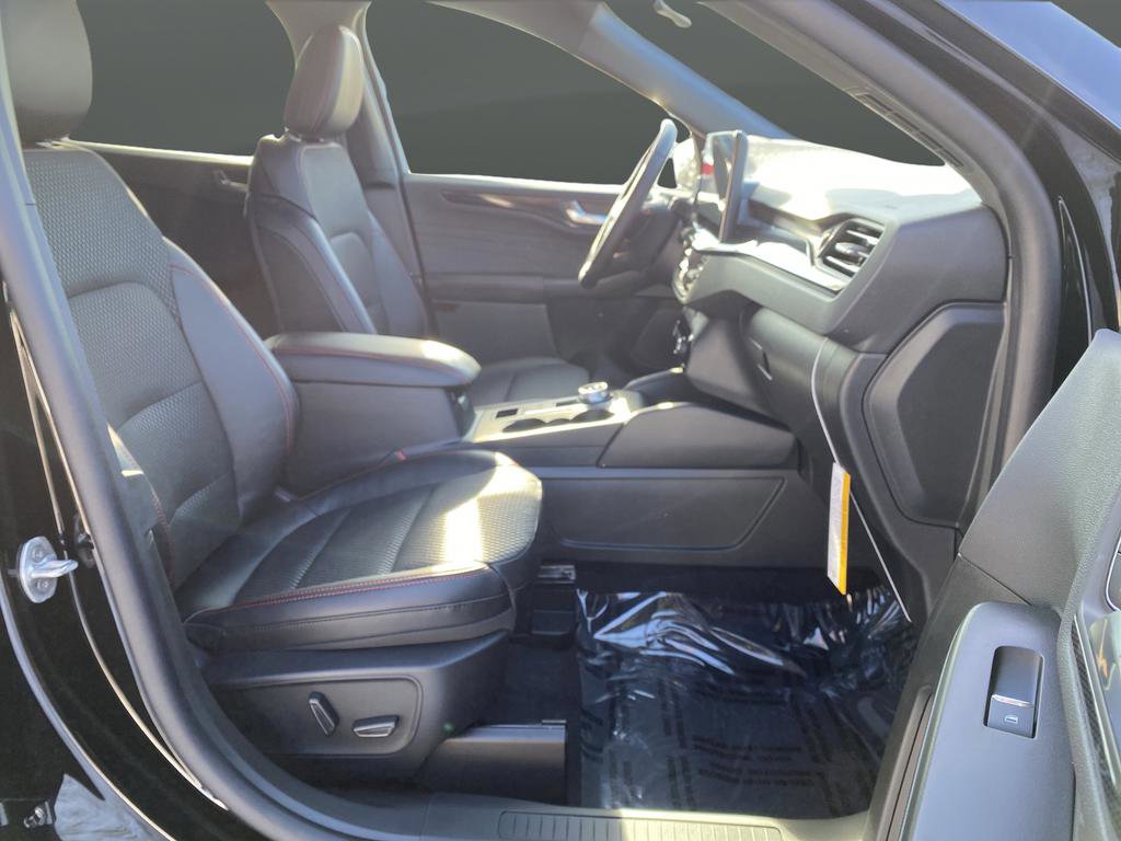 New 2026 Ford Escape ST-Line Elite image 36