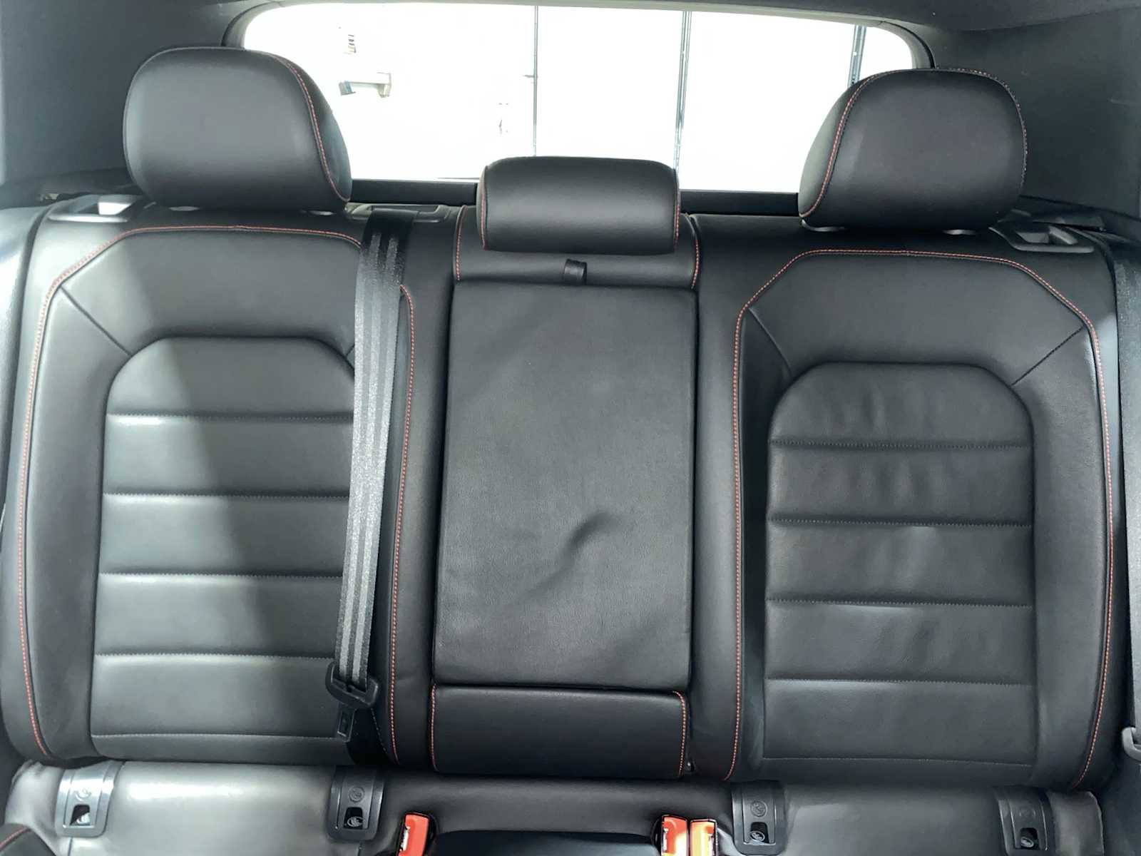 Used 2018 Volkswagen GTI SE w/ SE Leather Package image 26